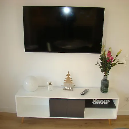 Lissa 25 Apartment